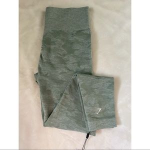Women’s Gymshark Camo Seamless Leggings szL
